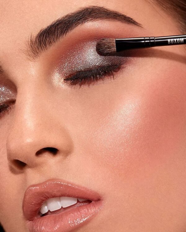 0dd4a11aa9791a44db26df795beb5e49.jpg Diamond Beauty Showtime Angel Palette