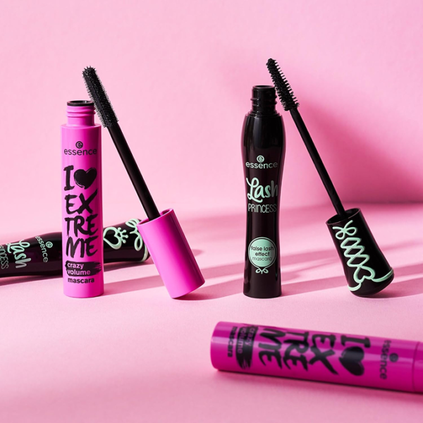 Essence I Love Extreme Crazy Volume Mascara – Black